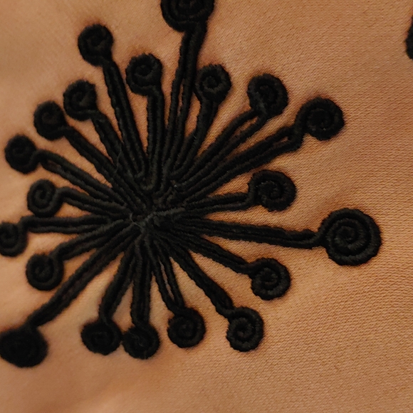 Tocca Size 4 100% Silk Flowered Skirt - Picture 2 of 8